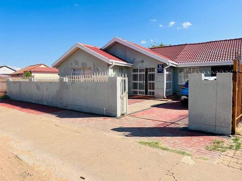  Bedroom Property for Sale in Mmabatho Unit 10 North West